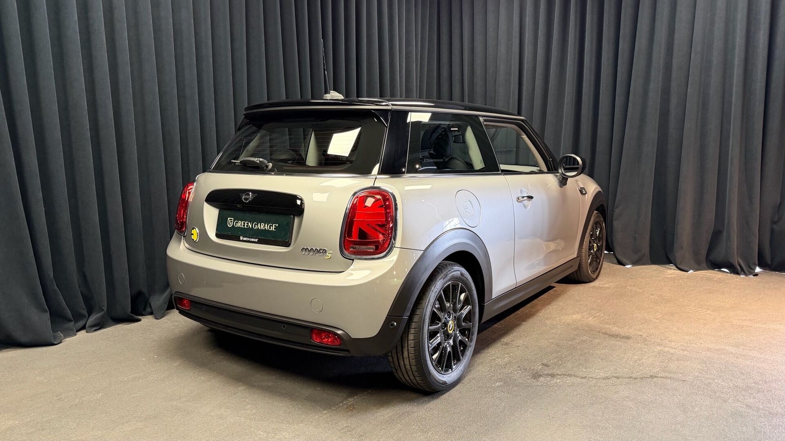 MINI Cooper SE Classic Trim 3d