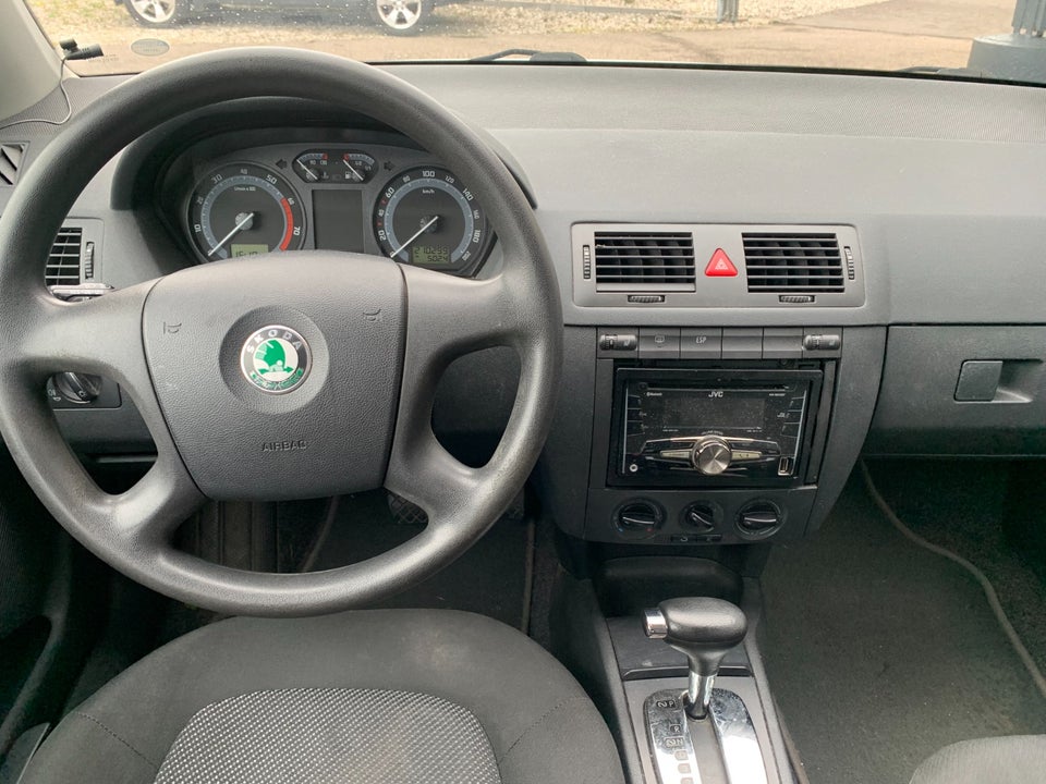 Skoda Fabia 1,4 16V 75 Ambiente Combi aut. 5d