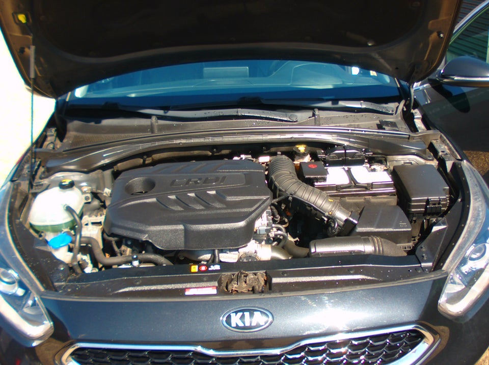 Kia Ceed 1,6 CRDi 136 Intro Edition SW 5d