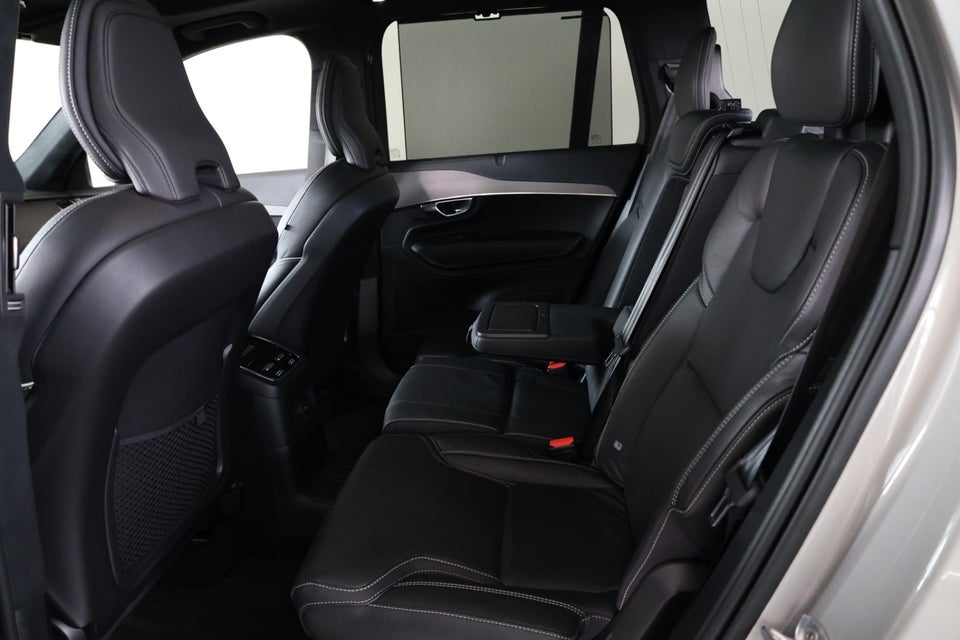 Volvo XC90 2,0 T8 ReCharge Ultimate Dark aut. AWD 7prs 5d