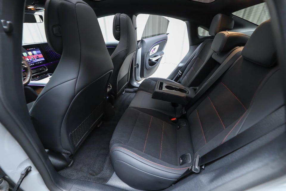 Mercedes CLA250+ electric AMG Advance Plus 4d
