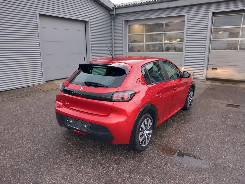 Peugeot e-208 50 Active 5d