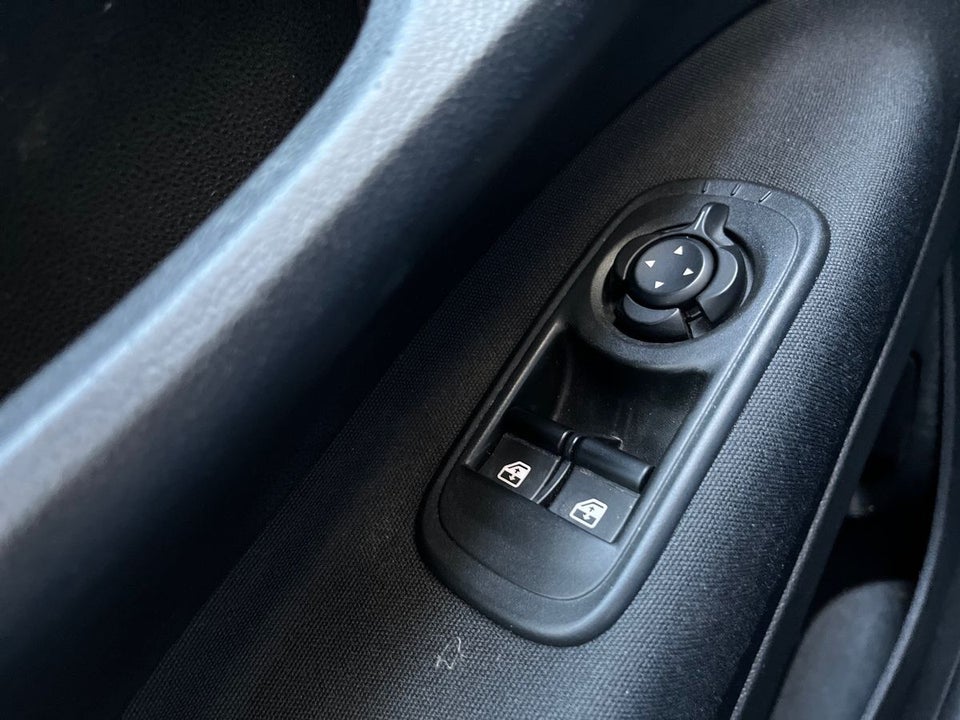 Fiat 500e 24 Action 3d