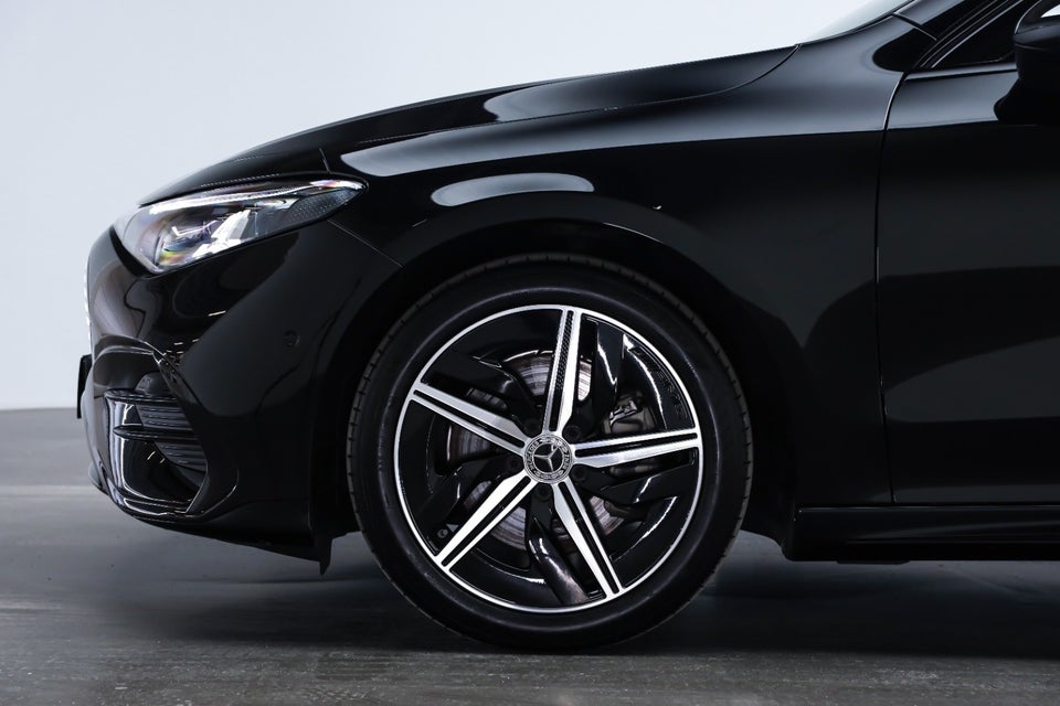 Mercedes CLA250+ EQ AMG Advance Plus 4d