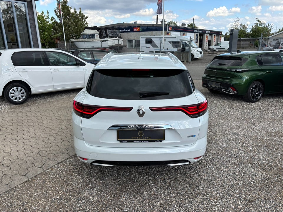 Renault Megane IV 1,6 E-Tech Zen Sport Tourer 5d