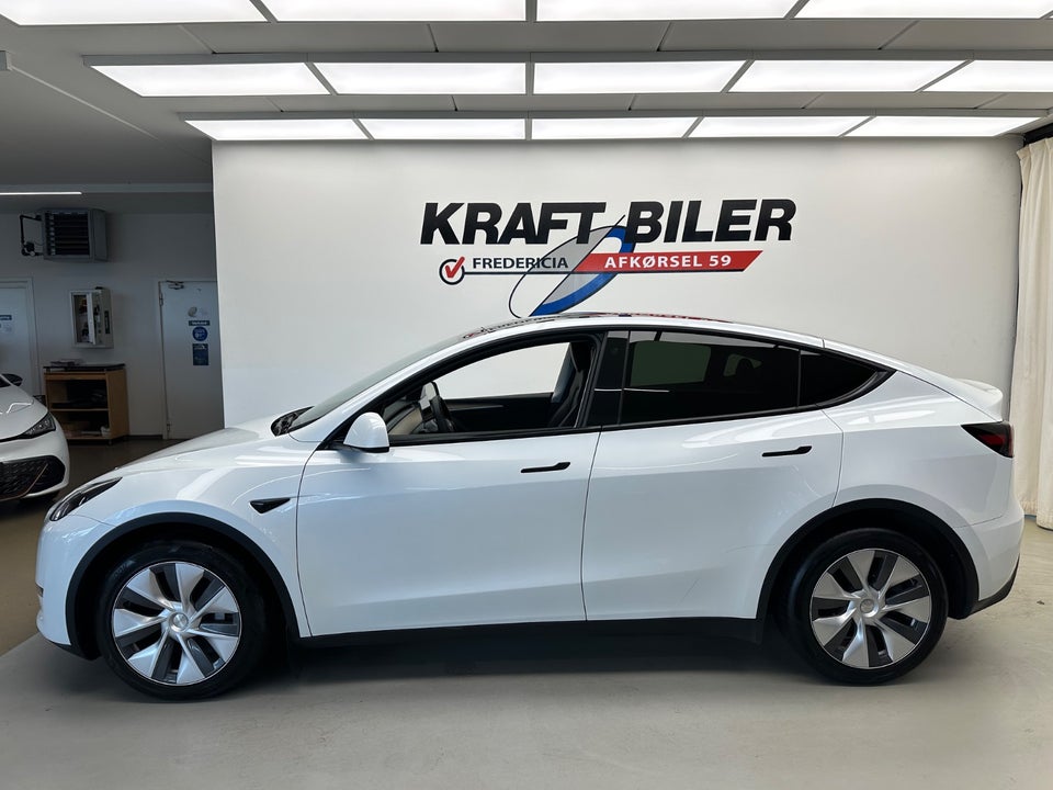 Tesla Model Y Long Range AWD 5d