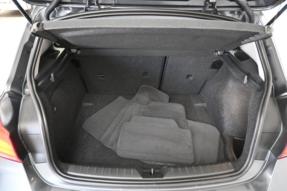 BMW 120d 2,0 Connected aut. 5d