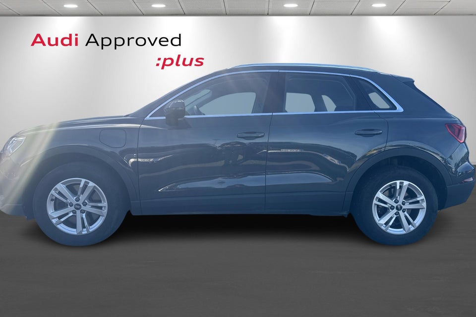 Audi Q3 45 TFSi e Attitude plus S-tr. 5d