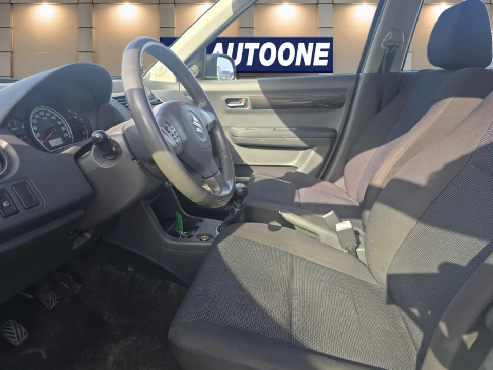 Suzuki Swift 1,3 GLS 5d