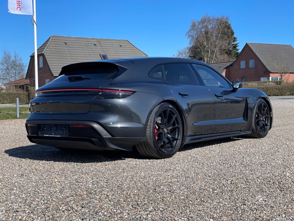 Porsche Taycan GTS Performance+ Sport Turismo 5d
