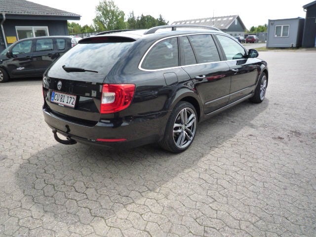 Skoda Superb 1,4 TSi 125 Ambition Combi 5d