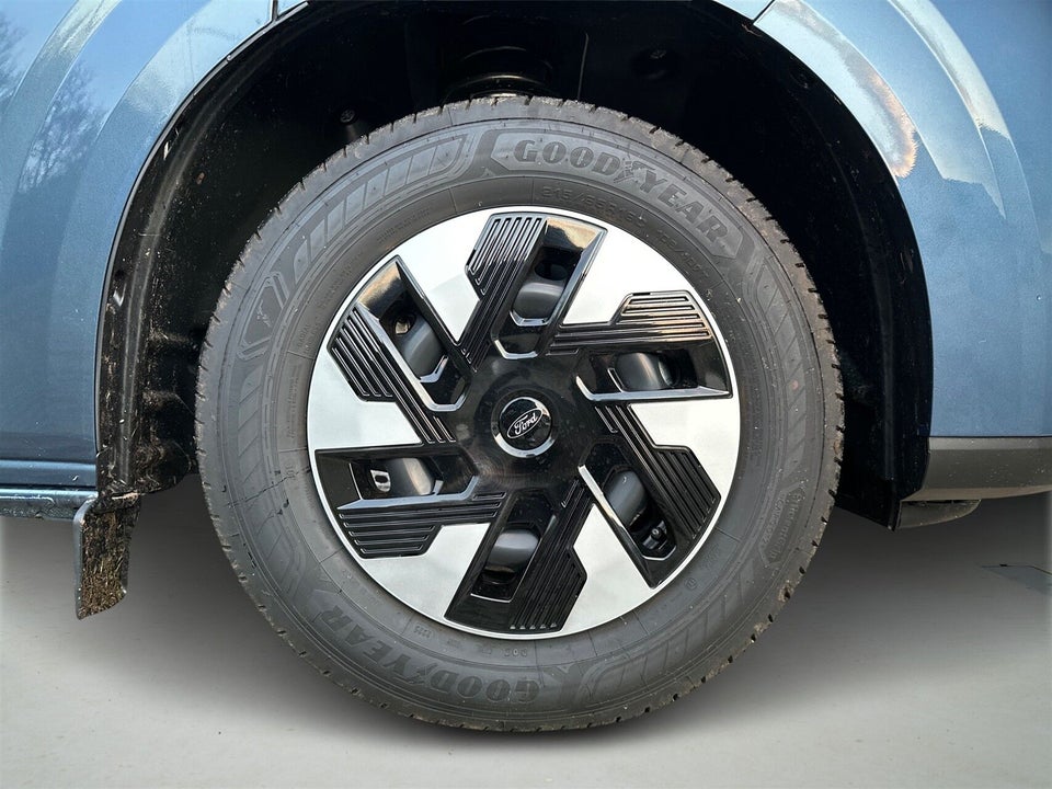 Ford E-Transit Custom Kombi 340L 64 Trend