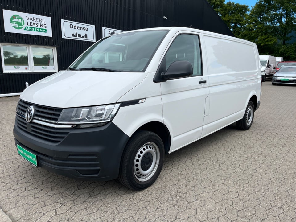 VW Transporter 2,0 TDi 110 Kassevogn lang