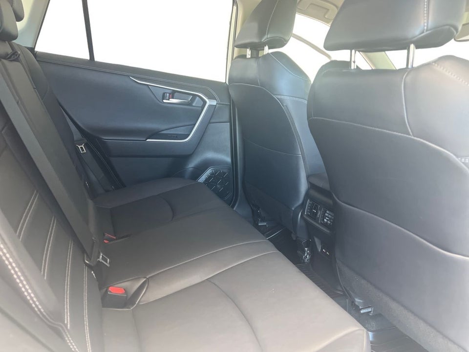 Toyota RAV4 2,5 Hybrid H3 Comfort MDS 5d