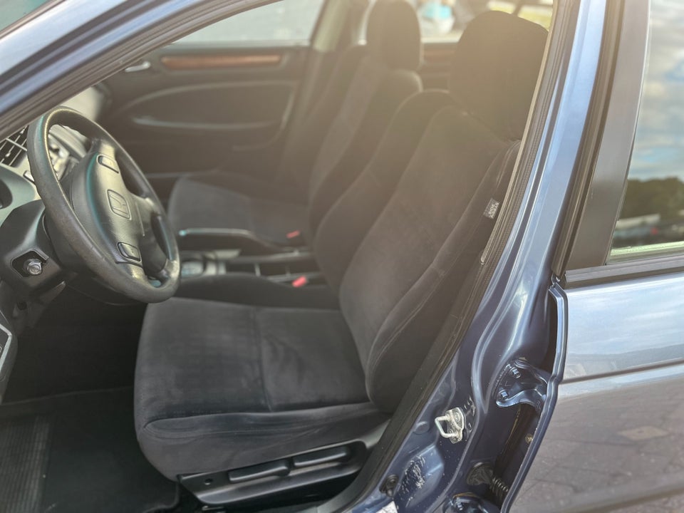 Honda Accord 2,3i ES Executive aut. 4d