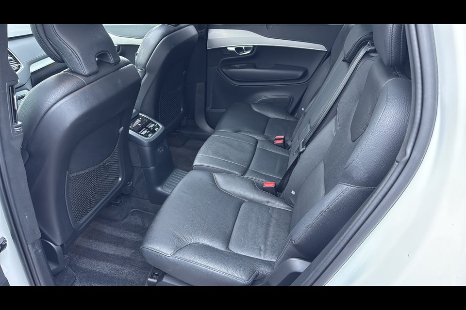 Volvo XC90 2,0 T8 ReCharge Ultimate Dark aut. AWD 7prs 5d