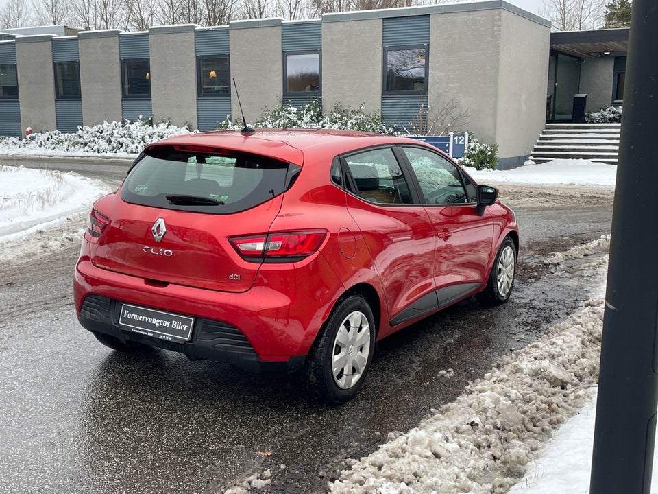 Renault Clio IV 1,5 dCi 90 Expression 5d