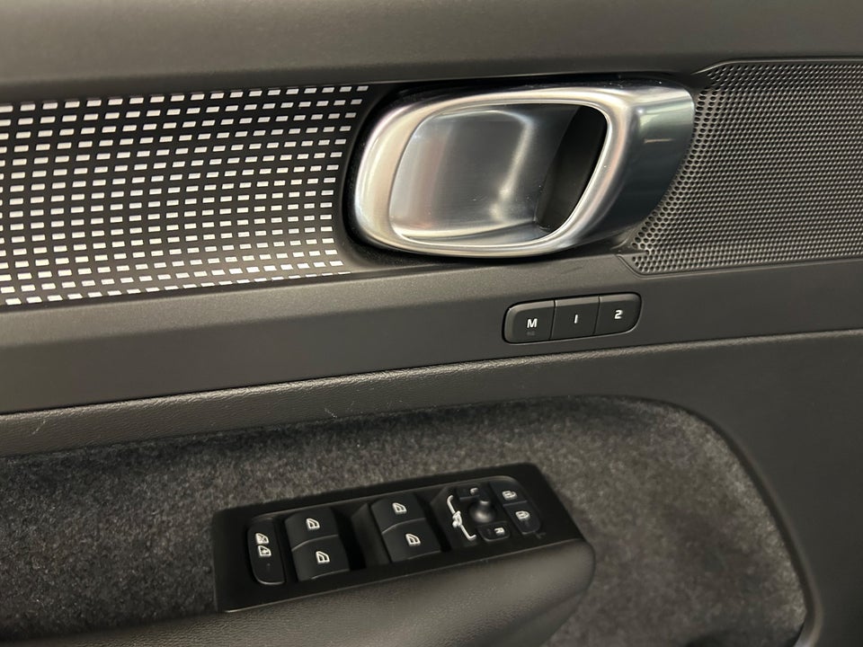 Volvo XC40 P6 ReCharge Plus 5d