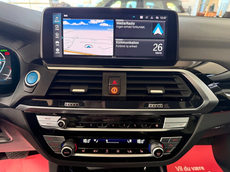 BMW iX3 Charged 5d
