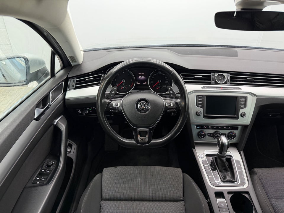VW Passat 2,0 TDi 150 R-line Variant DSG 5d