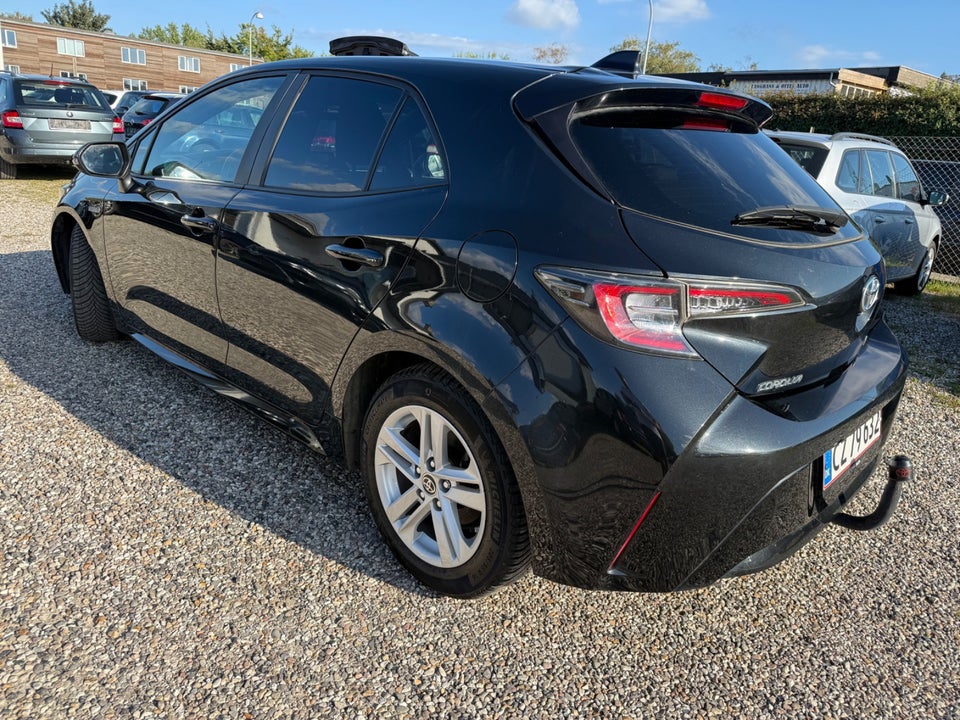 Toyota Corolla 1,8 Hybrid H3 MDS 5d