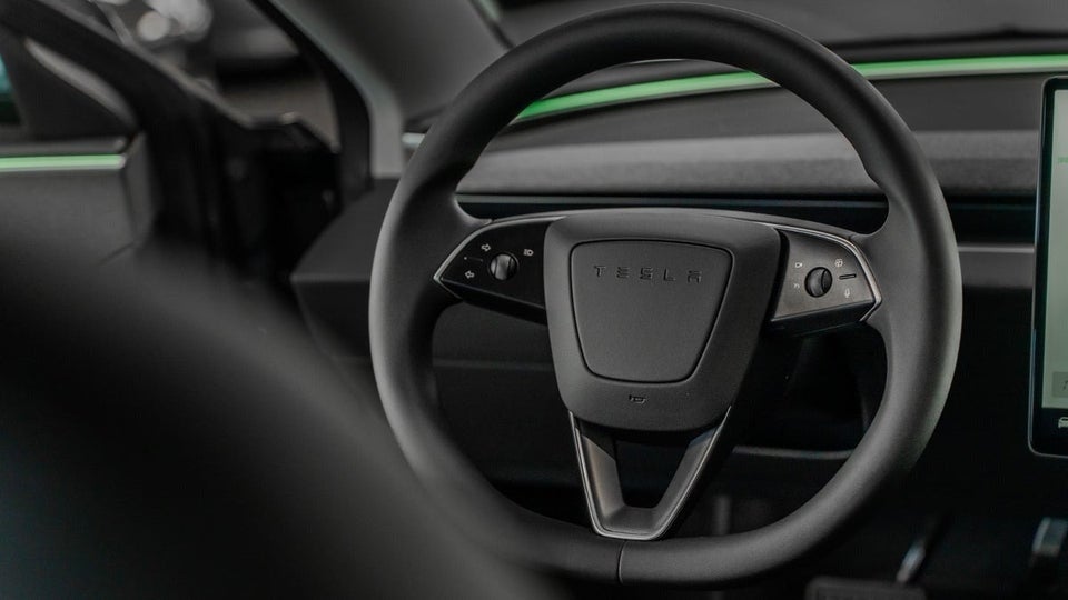 Tesla Model 3 RWD 4d