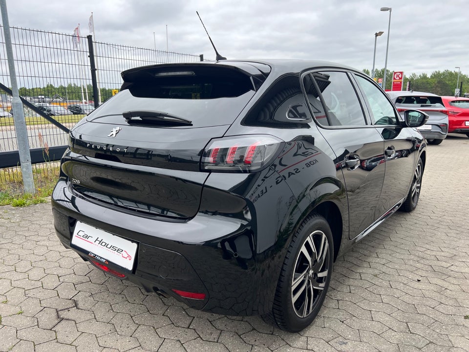 Peugeot 208 1,2 PureTech 100 Allure Comfort 5d