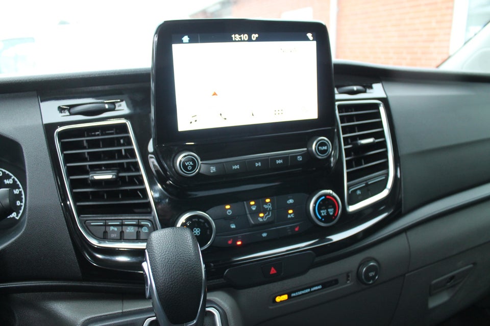 Ford Transit Custom 320L 2,0 TDCi 185 Sport aut.