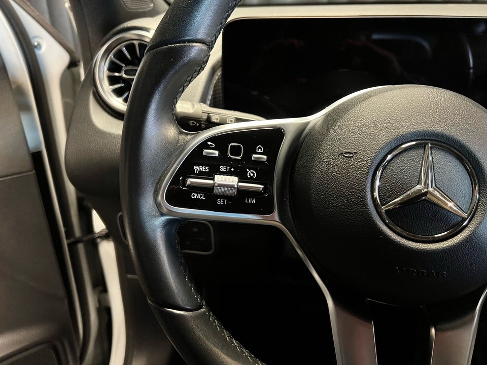 Mercedes EQB250 Progressive 5d