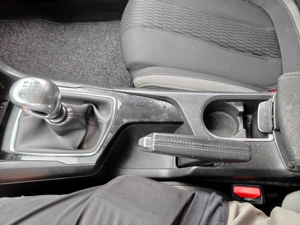 Peugeot 308 1,6 BlueHDi 120 Style Limited SW 5d