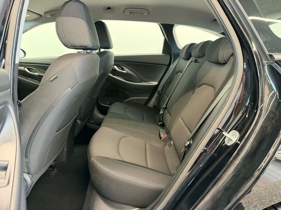 Hyundai i30 1,4 T-GDi Trend stc. DCT 5d