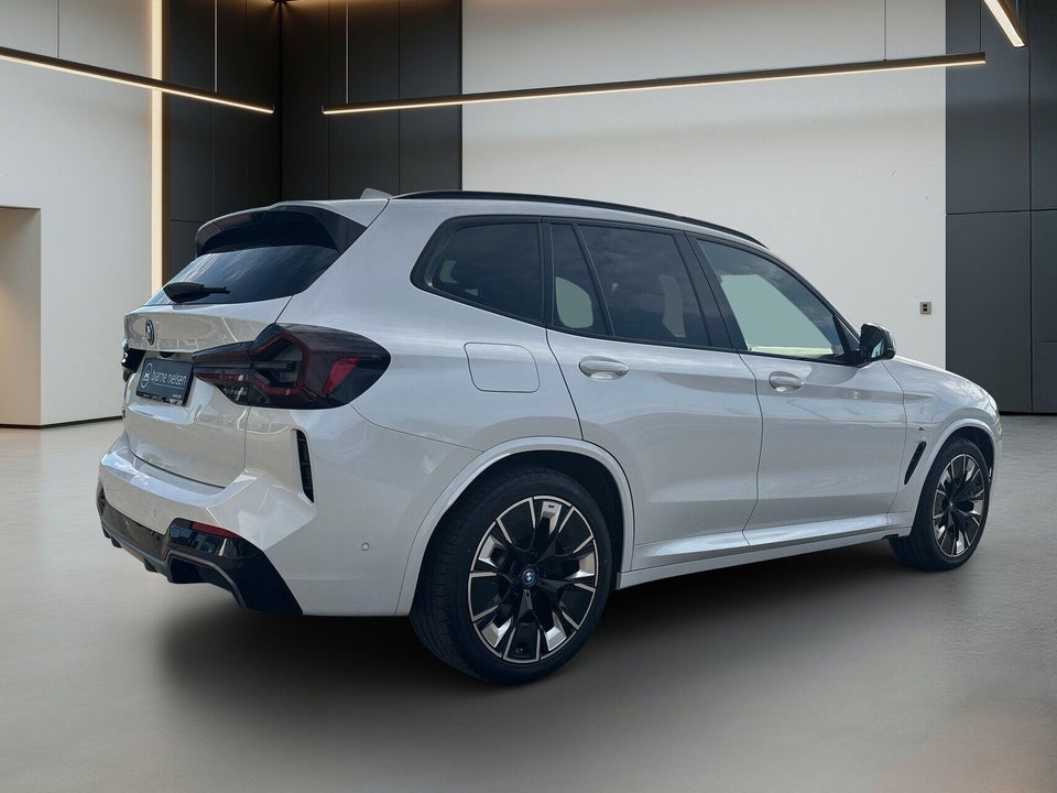 BMW iX3 Charged M-Sport 5d