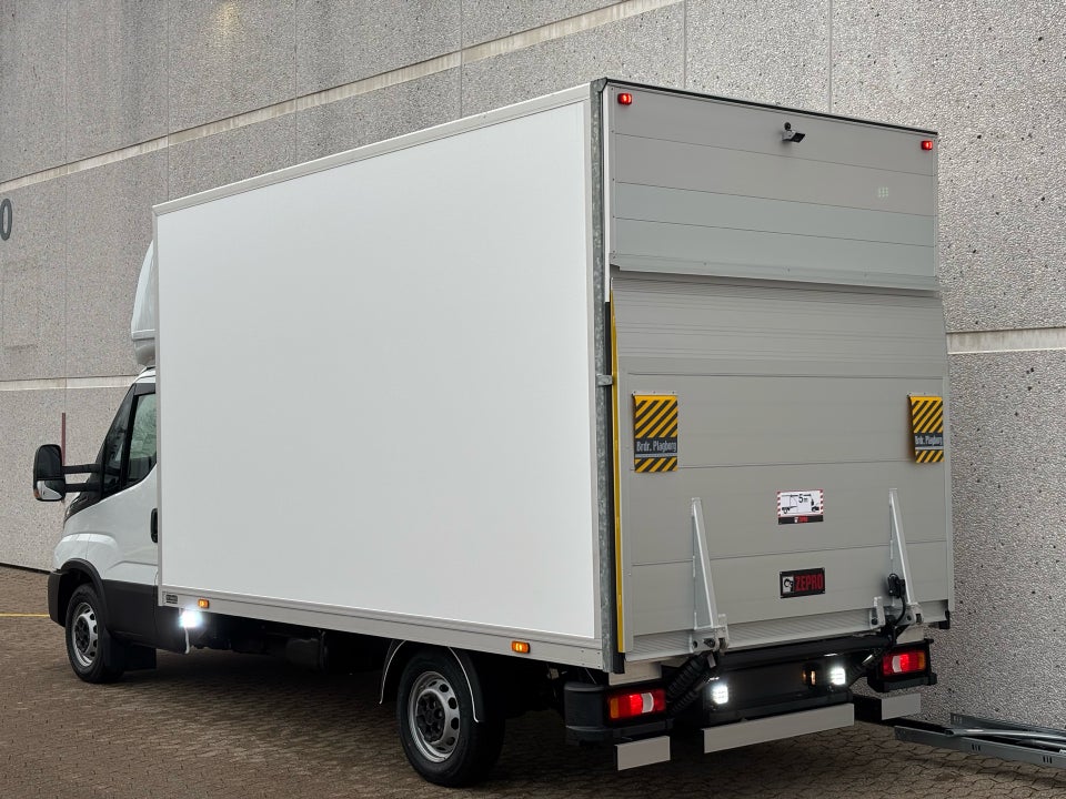 Iveco Daily 3,0 35S18 4100mm Alukasse m/lift AG8