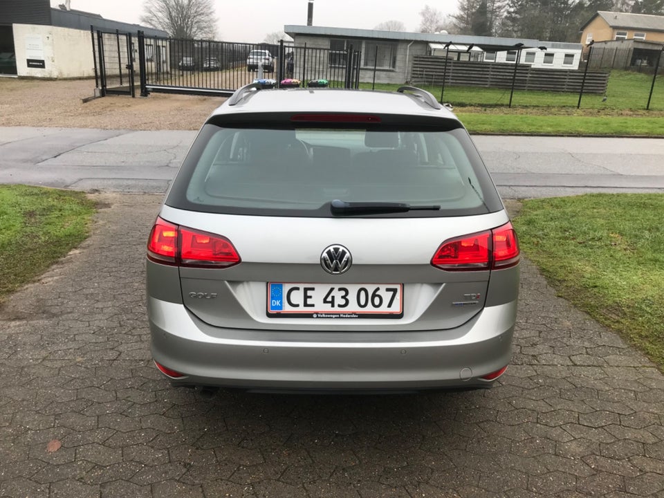 VW Golf VII 1,6 TDi 105 Comfortline BMT 5d