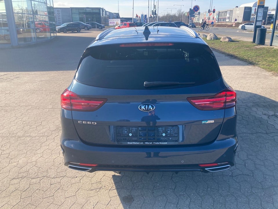 Kia Ceed 1,6 PHEV Upgrade Intro SW DCT 5d