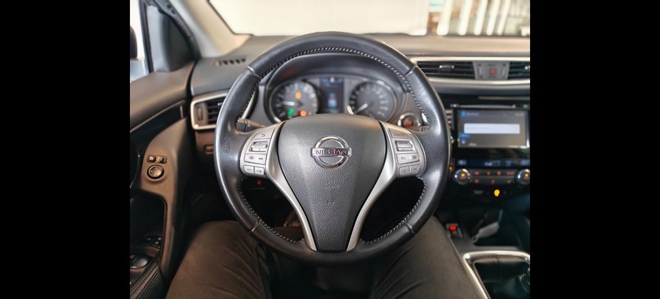 Nissan Qashqai 1,6 Dig-T 163 N-Tec 5d