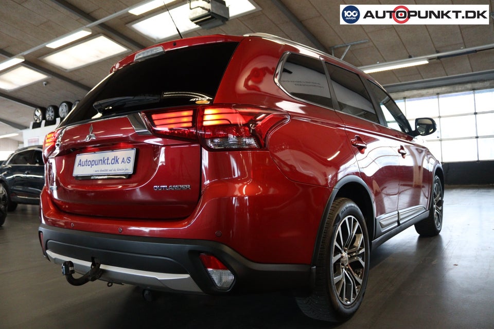 Mitsubishi Outlander 2,2 DI-D 150 Intense aut. 4WD 5d