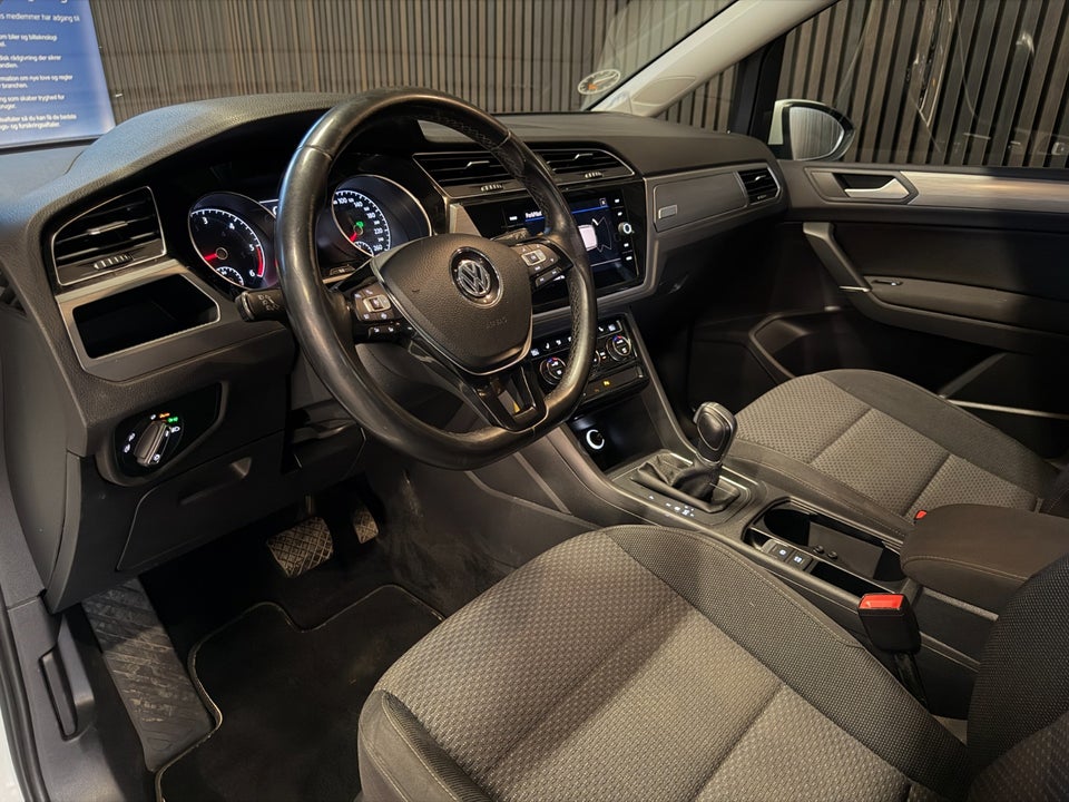 VW Touran 2,0 TDi 150 Comfortline DSG 7prs 5d