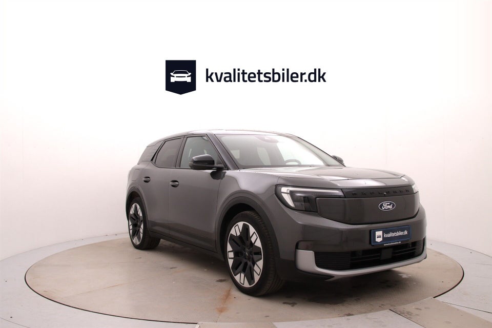 Ford Explorer 82 Select Extended Range 5d