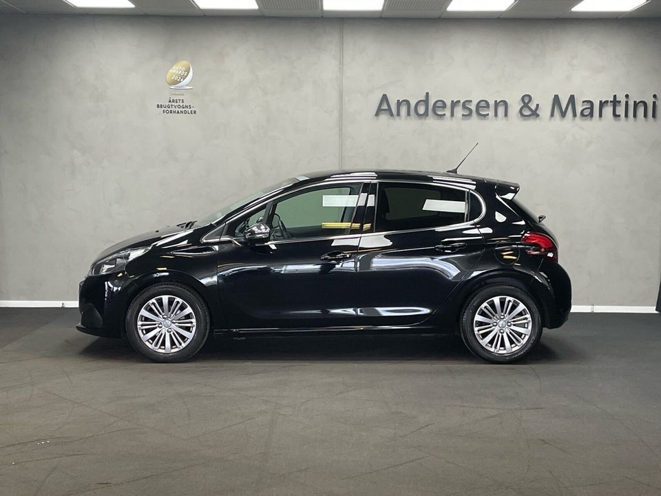 Peugeot 208 1,2 PureTech 82 Prestige 5d