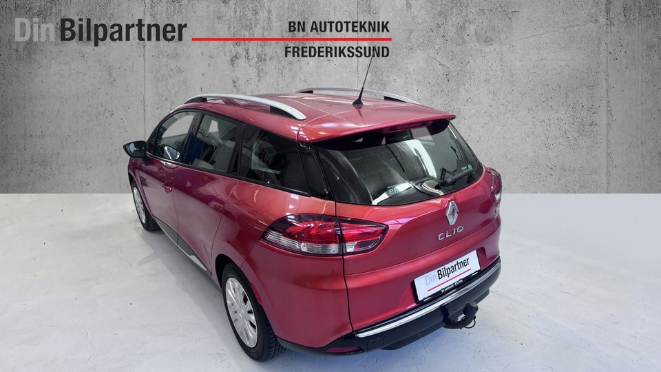 Renault Clio IV 0,9 TCe 90 Expression Sport Tourer 5d