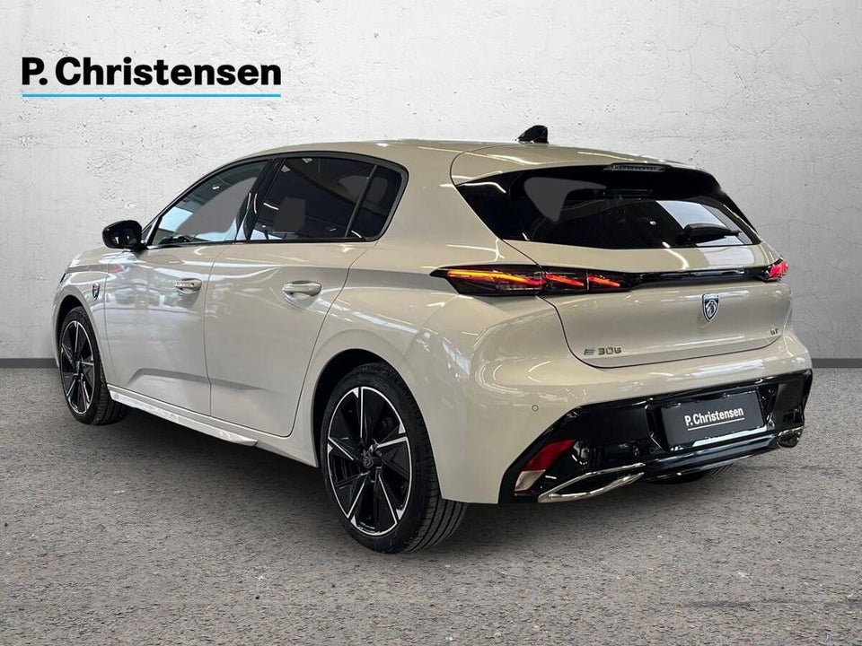 Peugeot e-308 54 GT 5d