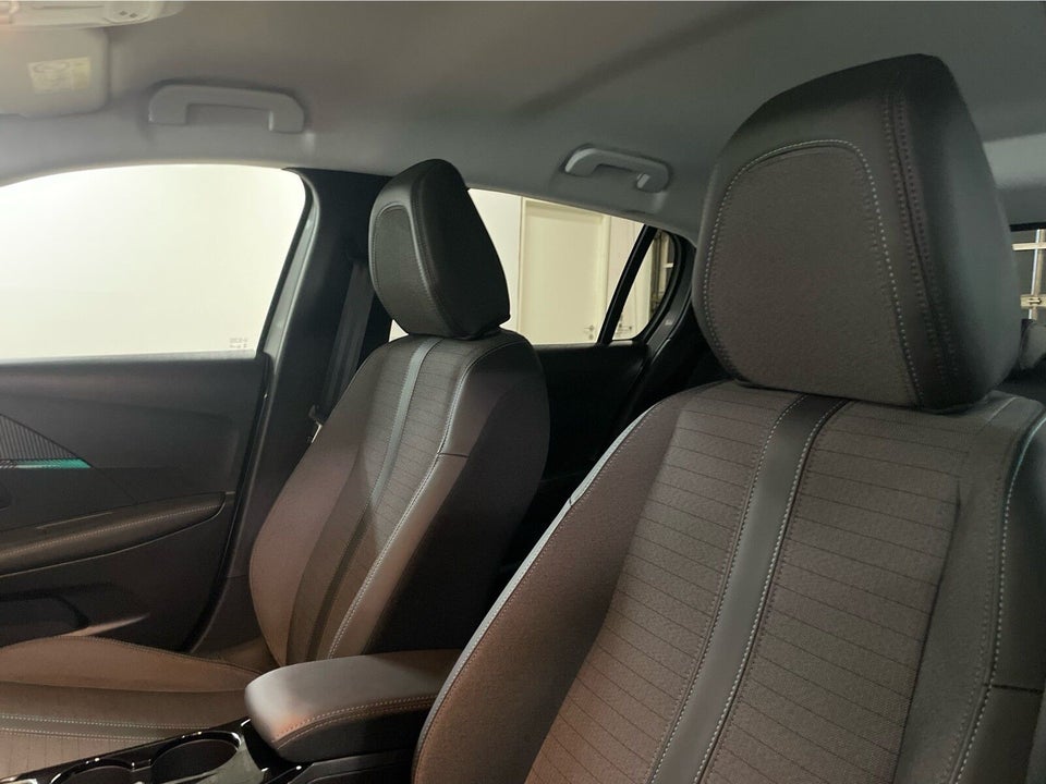 Peugeot 208 1,2 PureTech 100 Allure Pack 5d