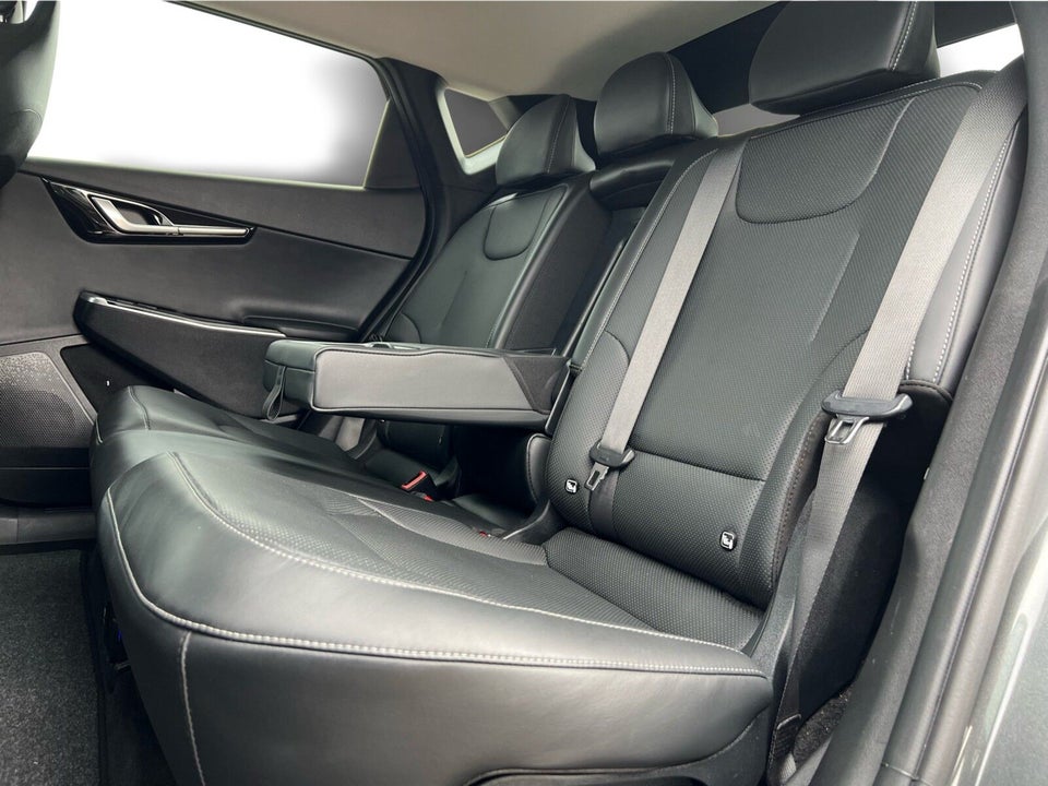 Kia EV6 77 Long Range Upgrade 5d