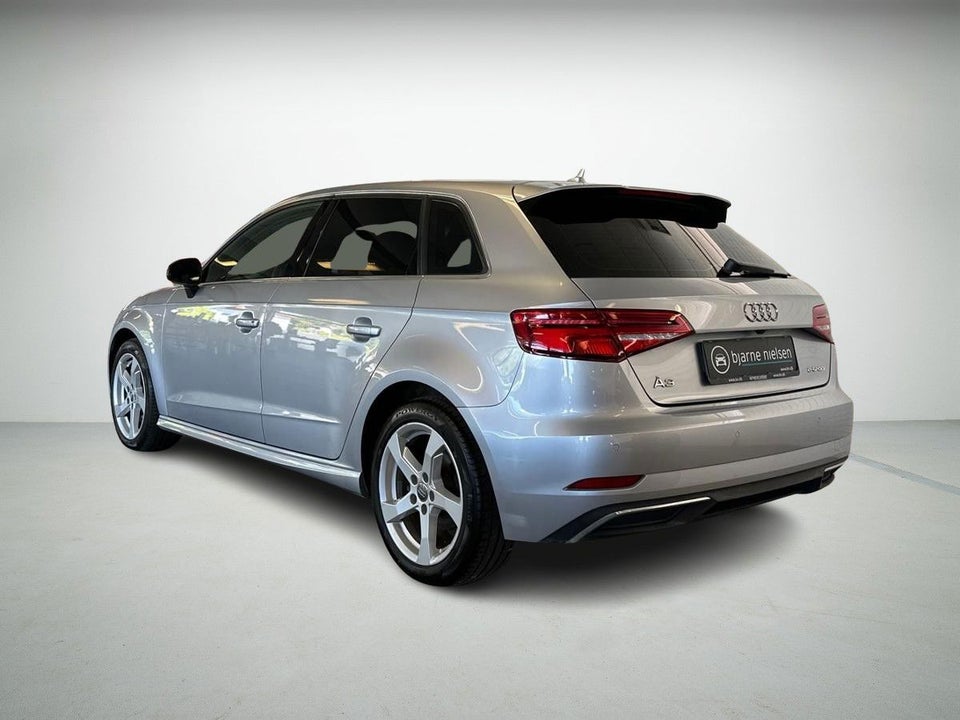 Audi A3 1,4 e-tron Sportback S-tr. 5d