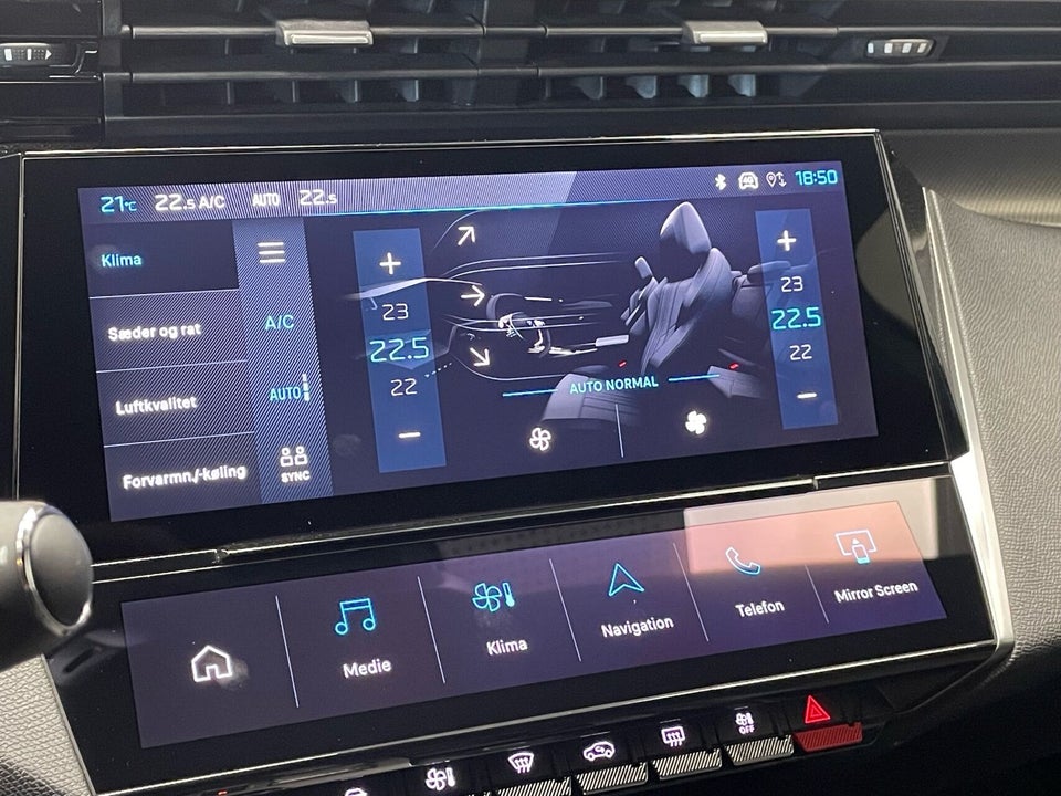 Peugeot e-308 54 GT 5d
