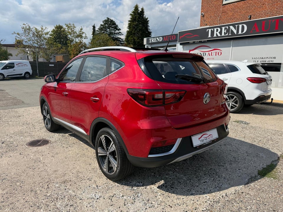 MG ZS EV Luxury 5d
