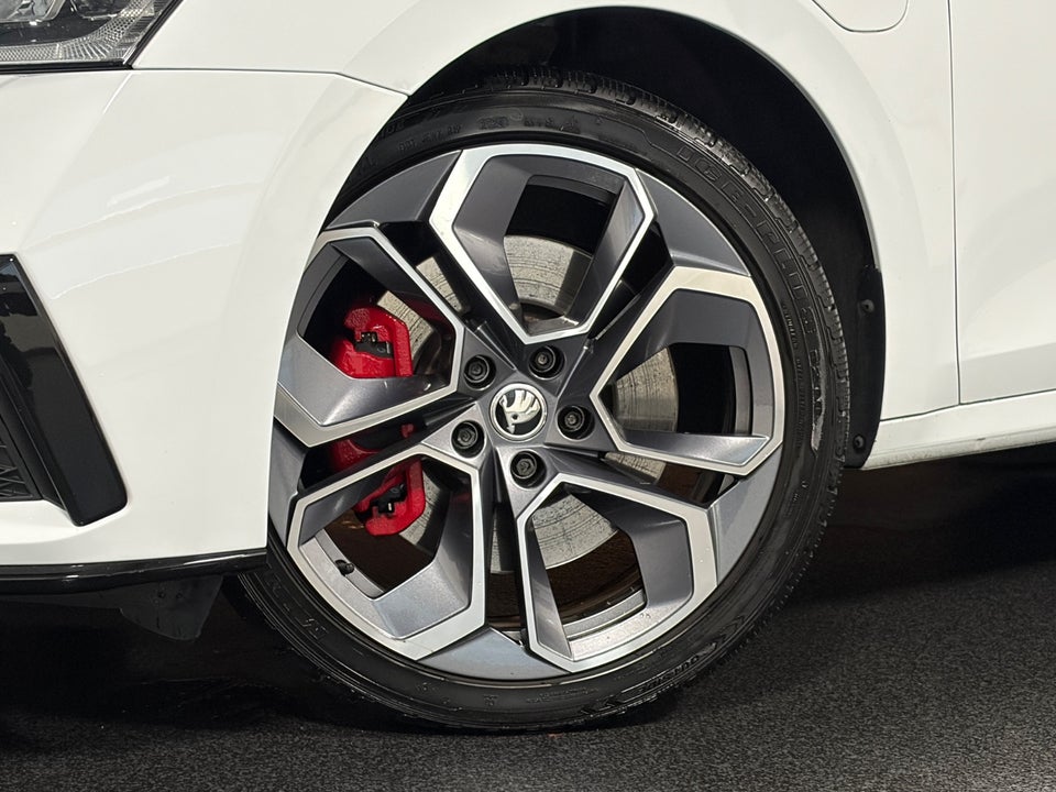 Skoda Octavia 1,4 TSi iV RS Combi DSG 5d