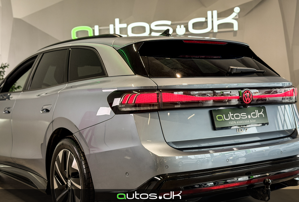 VW ID.7 77 Style Tourer 5d