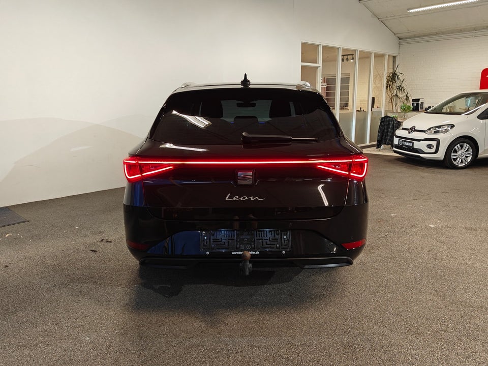 Seat Leon 2,0 TDi 150 Xcellence Sportstourer DSG 5d